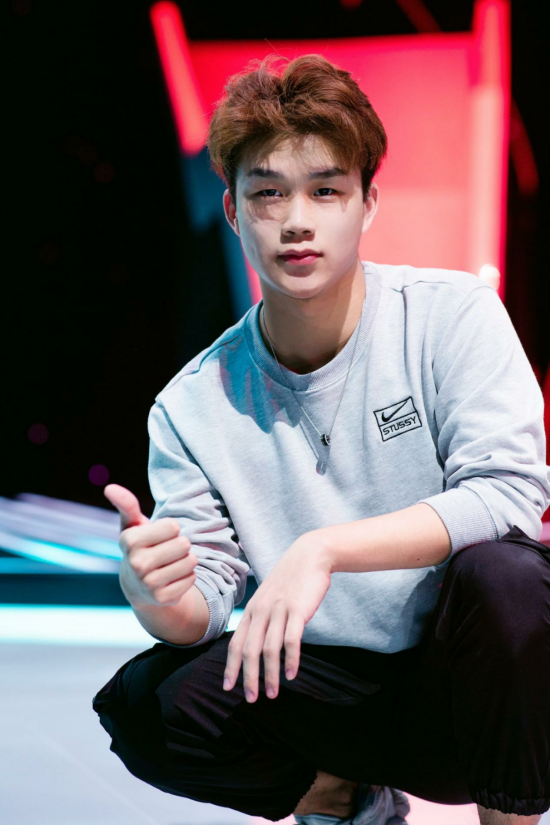 AG.AL战队在电子竞技世界杯中夺得英雄联盟亚军